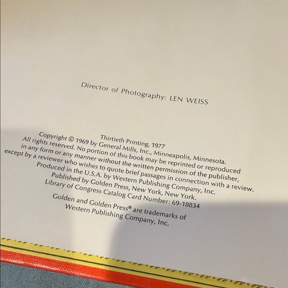 Vintage Betty Crocker's Cookbook 1977 - Picture 5 of 5